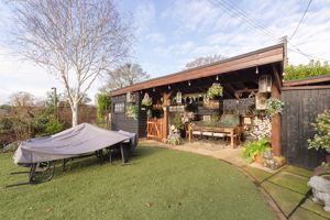 Photo 27- click for photo gallery